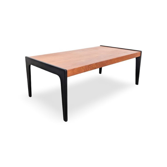 Salontafel uit het midden van de 20e eeuw, lange teakhouten salontafel, mid-century modern (MCM) vintage (photo 3 of 8)