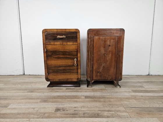 Image 1 of Mesitas de noche Art Déco de nogal con puerta y cajón