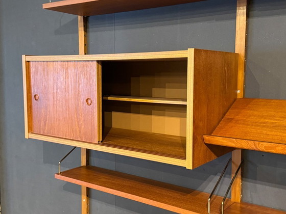 Image 1 of Wall System | Royal System | Poul Cadovius | Teak