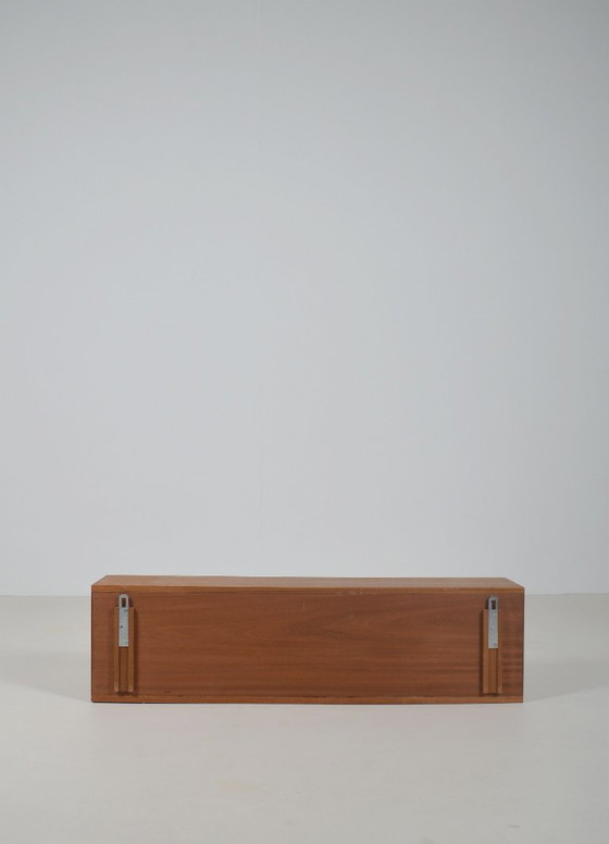 Image 1 of Dänisches Wandregal aus massivem Teakholz, 1970er Jahre