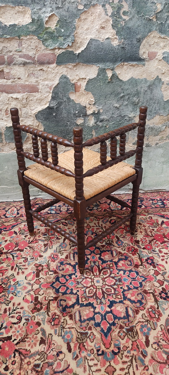 Image 1 of CLASSIC BOBBIN CORNER CHAIR