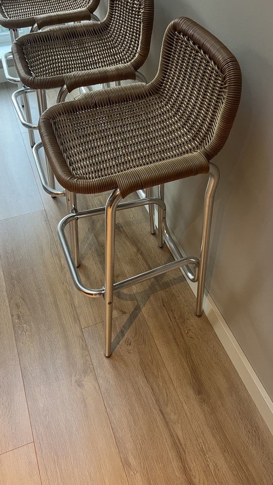 Image 1 of Set van 4 barkrukken binnen en buiten