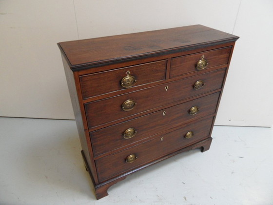 Image 1 of Antique oak chest of drawers