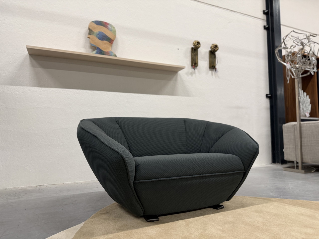 Sofá Leolux Pode Colla Loveseat de tela de mosaico verde | €1,850 | Whoppah