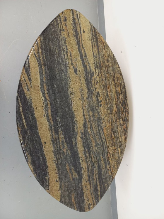 Image 1 of Vintage ovale marmeren salontafel uit de jaren 70