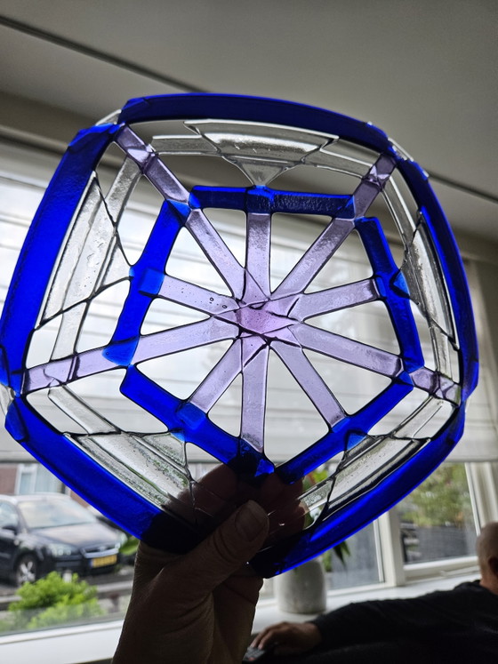 Image 1 of Bol unique en verre fusionné fait main – Design géométrique (Ø 30,5 cm)