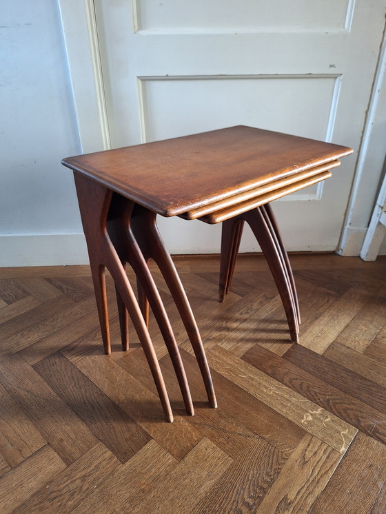 Image 1 of Tables gigognes vintage uniques