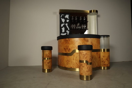Italian burl wood cocktail bar with illuminated back and two stools, 1970s, Liquor cabinets, Brass, Black (photo 16 of 17)