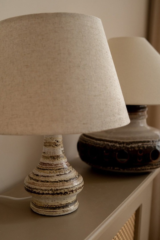 Image 1 of Vintage ceramic lamp with beige shade