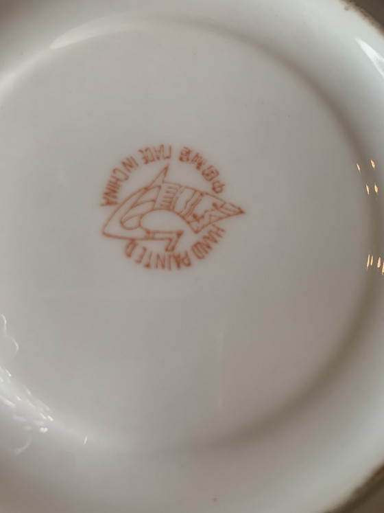 Image 1 of Teapot with 6 plates