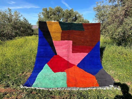 Naturfarbener, handgewebter marokkanischer Teppich mit farbenfrohen Mustern, 200 x 300 cm