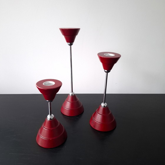 Ensemble de chandeliers vintage Memphis Milano rouge bordeaux/chrome – Bougeoirs et chandeliers, Wood (photo 5 of 7)