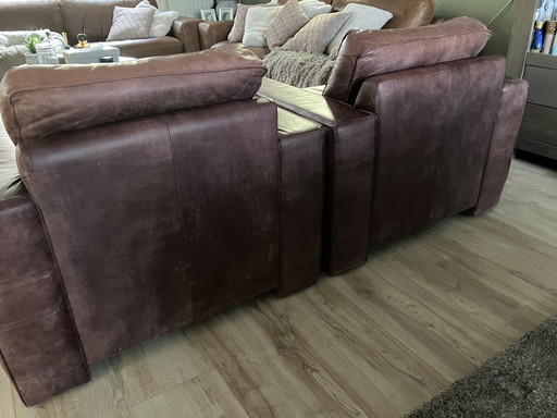 2 Leather Armchairs Robust