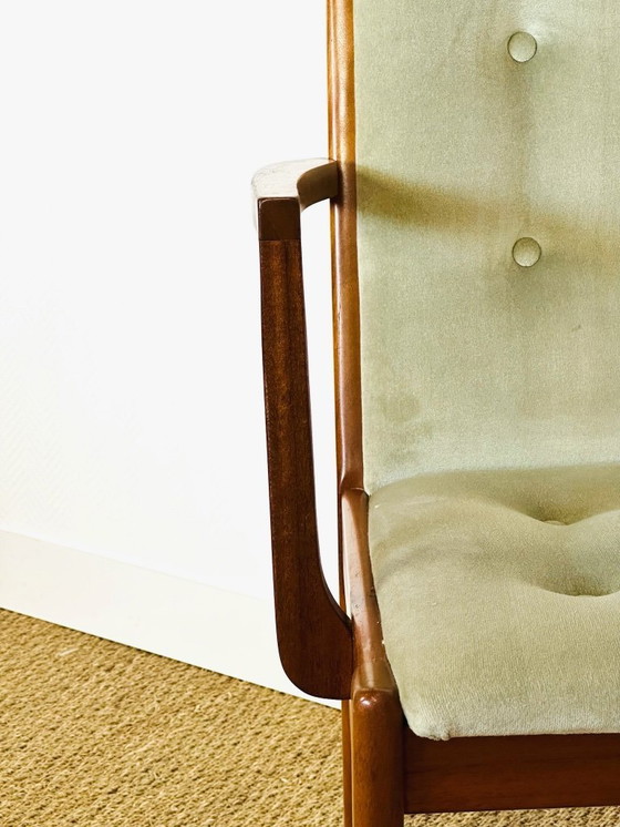 Image 1 of Set di 4 sedie da pranzo vintage in noce e velluto verde di G-Plan, 1970