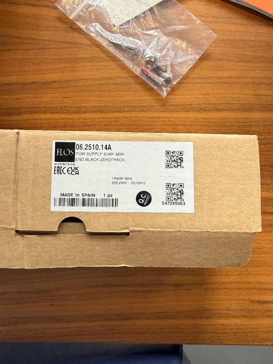 Image 1 of Zerotrack - trasformatore per binari spot Flos (non utilizzato)