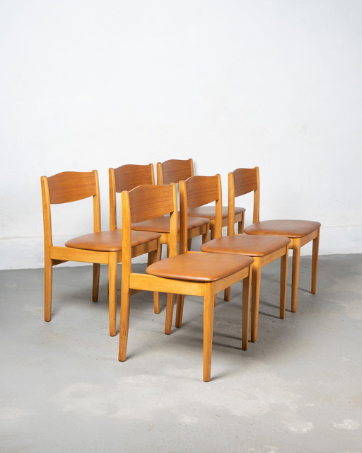 6 X Danish Chairs Made Of Beech And Teak