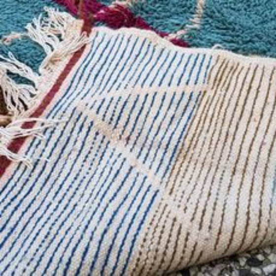 Image 1 of Hand-knotted Berber wool rug 274x134cm