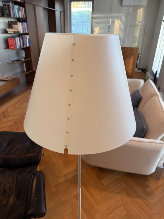 Lampadaire Luceplan Costanza – Blanc, Dimmable – Plastic (photo 2 of 5)