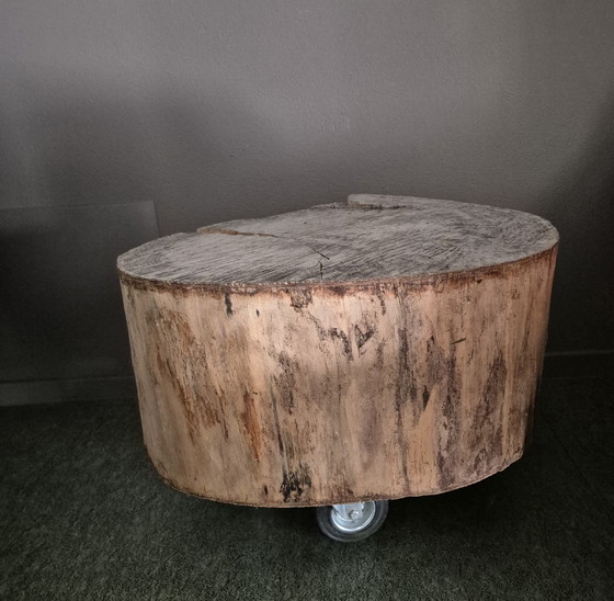 Image 1 of Baumstammtisch