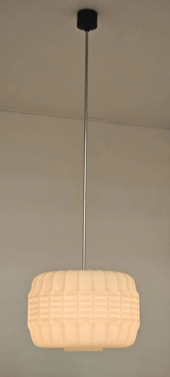 Opaline suspension origami lantern Czechoslovakia 1960 – Pendant lamps, Porcelain, Plastic (photo 16 of 16)