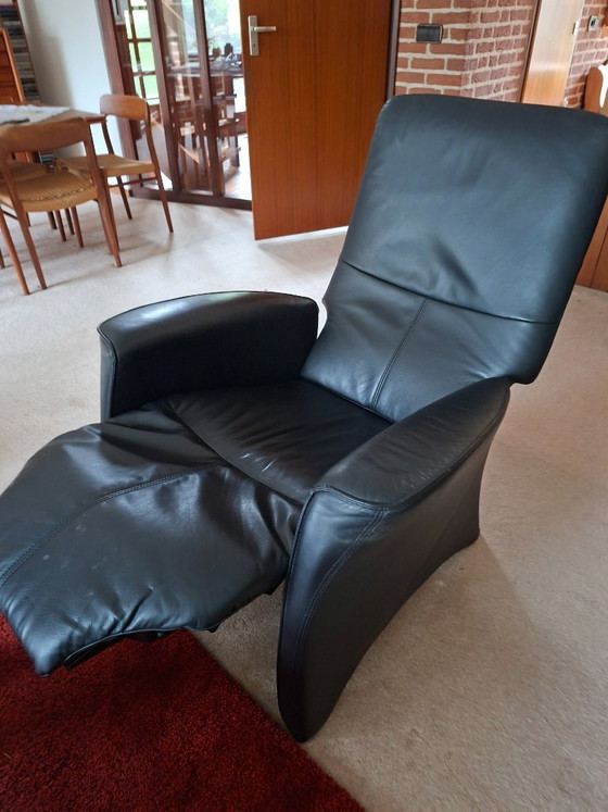 Poltrona relax in pelle nera – Poltrone (photo 4 of 5)