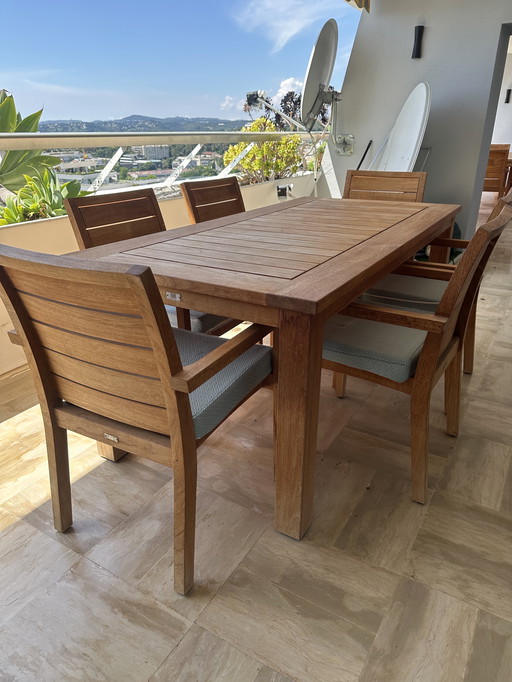 Table extérieure et 6 fauteuils Manutti