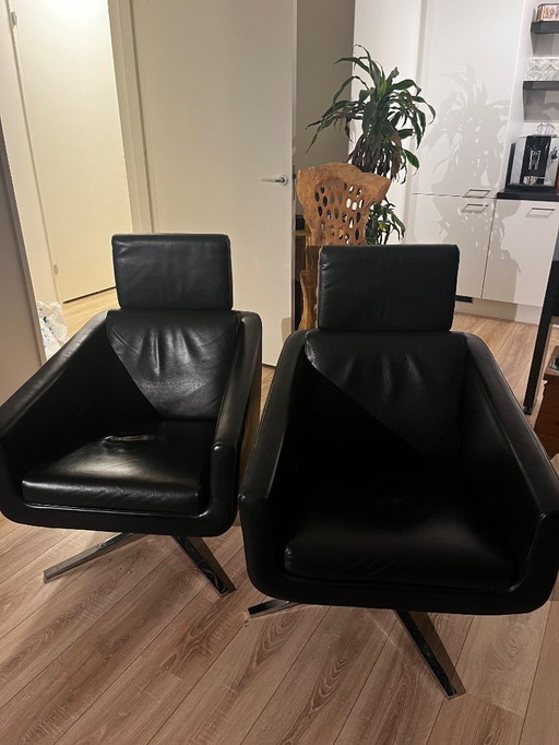 FSM Pavo Relax, met voetensteun, ligstand en inklapbare hoofdsteun. Uitvoering in zwart leer