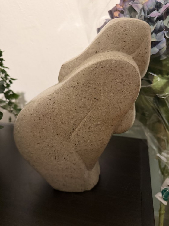 Eddy Gheress – Stone Sculpture ‘Voorover’ – 28 cm (photo 3 of 6)