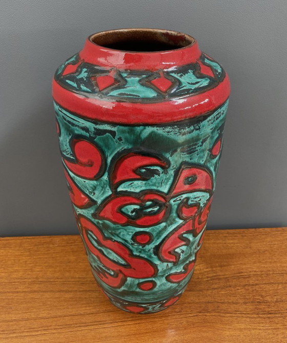 Image 1 of Large vase in red and green by Scheurich west germany model 517-45
