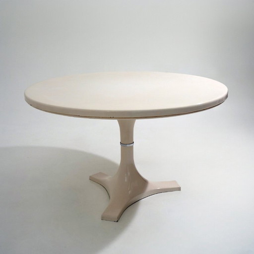 Table with central leg by Ignazio Gardella for Kartell, 1970s