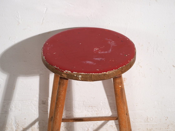 Antique wooden stool with round seat – Central Europe, circa 1950 – Rustic (photo 16 of 34)