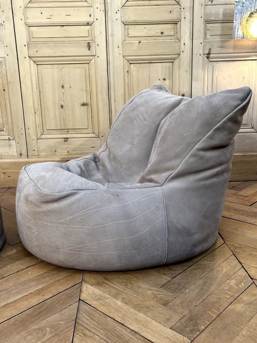 Sillón y puf “STAR” de STEINER