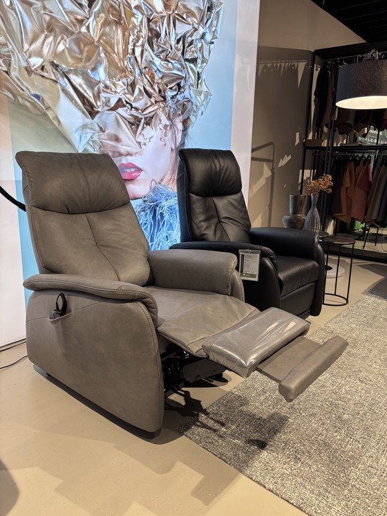 Image 1 of Himolla Senator 7071