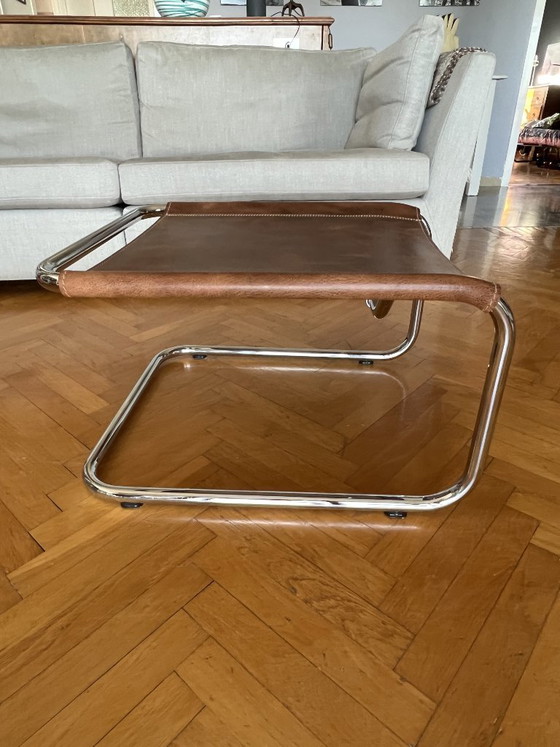 Marcel Breuer steel tube cantilever chair (S 35 L) with base – Thonet, Chairs and lounge chairs, Leather (photo 3 of 5)