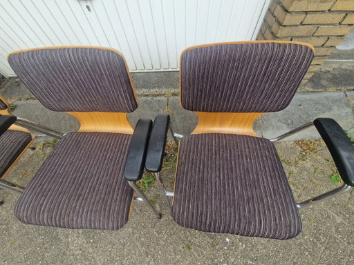 4 chaises vintage des années 60