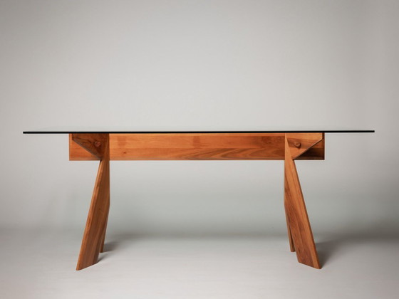 Image 1 of Dinning table in Walnut, Italy 80's
