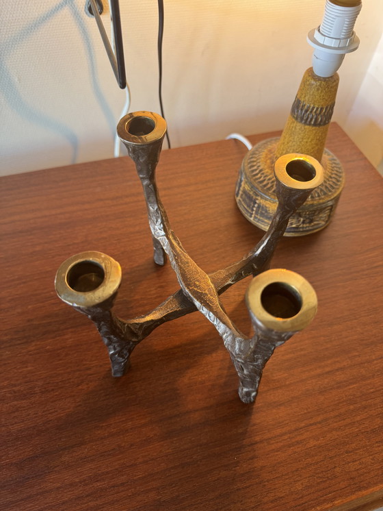 Image 1 of Brutalistischer 4-Arm-Kerzenhalter - Skulpturaler Bronze-Stil