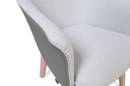 Leolux Mara dining chair set of 4