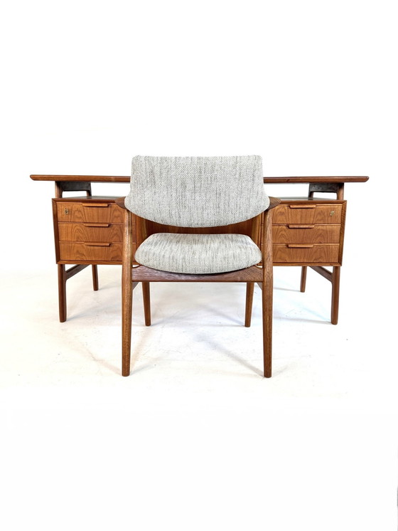 Image 1 of Scrivania vintage in teak, modello 75, Gunni Omann anni '60