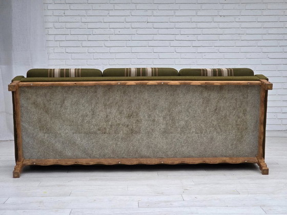 Image 1 of 1970, canapé danois 3 places, meuble en laine, bois de chêne massif.