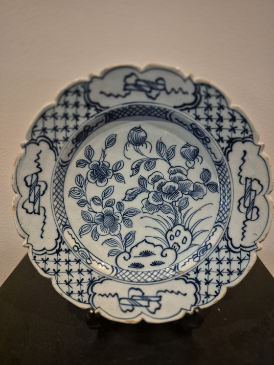 Image 1 of Antique Delft chinoise plate 22cm 17th century