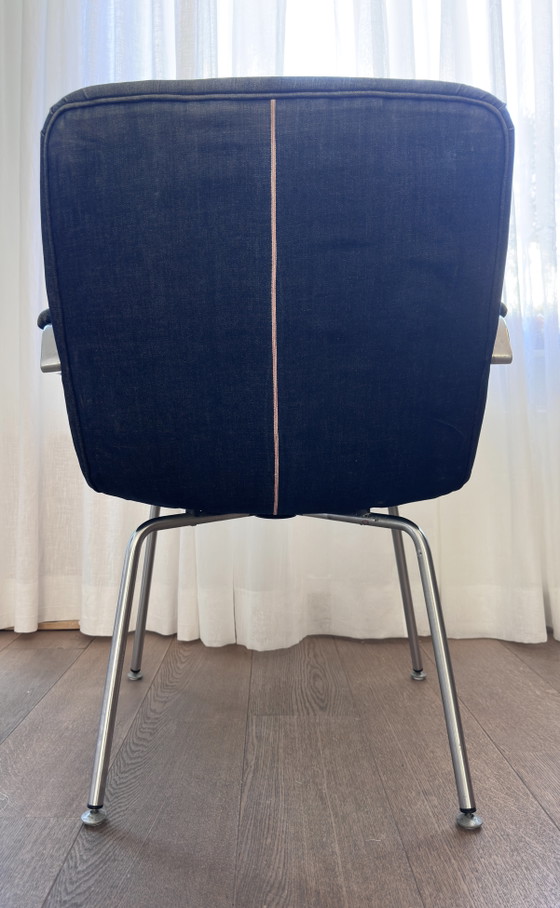 2 Artifort Armchairs Design Chairs by Geoffrey D. Harcourt – Aluminium, Textile (photo 4 of 5)