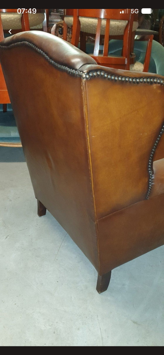 Image 1 of Poltrona Chesterfield in pelle