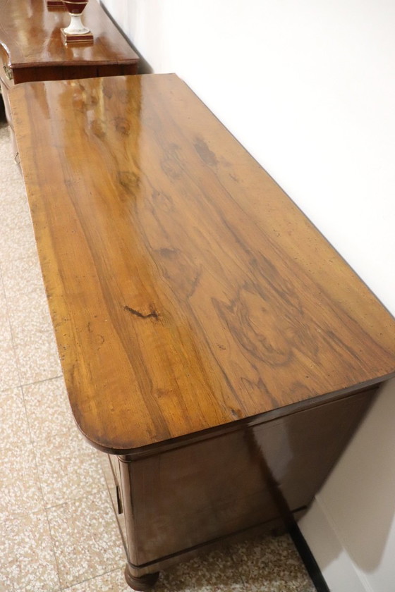 Image 1 of Cómoda antigua de nogal con incrustaciones, Italia, principios del siglo XIX