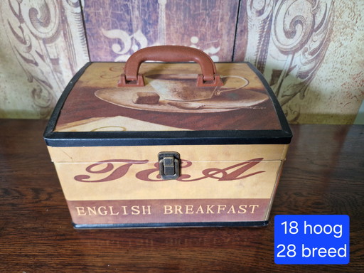 Scatola portaoggetti vintage per valigie