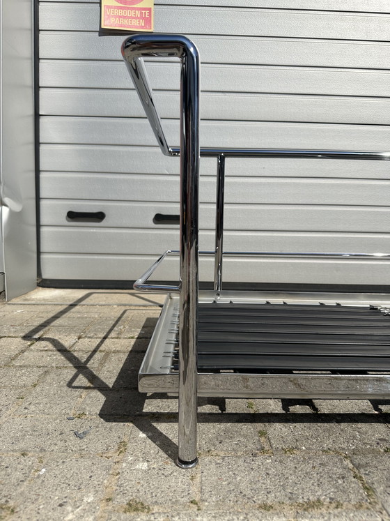 Image 1 of Cassina LC2 2-seater Le Corbusier Original