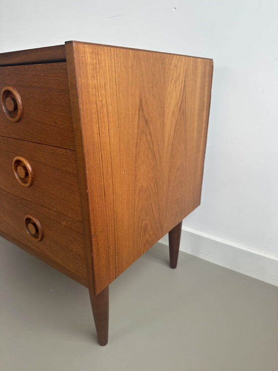 Image 1 of Commode vintage danoise en teck, style scandinave rétro, milieu du siècle.