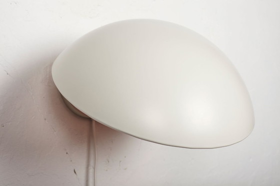 Image 1 of Set di due lampade da parete "P Hat" disegnate da Poul Henningsen per Louis Poulsen, Danimarca, anni '60