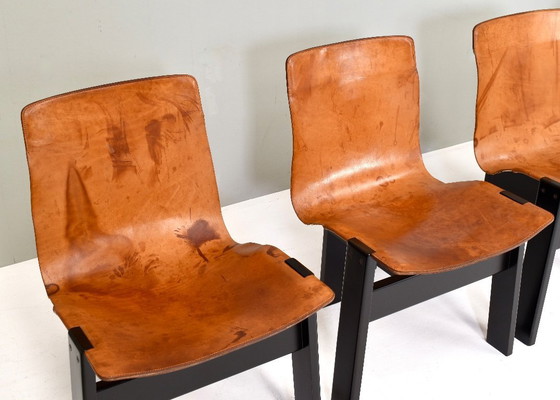 Image 1 of Set di 4 sedie da pranzo Angelo Mangiarotti per Skipper ‘Tre 3’ in cuoio color cognac, Italia – 1978