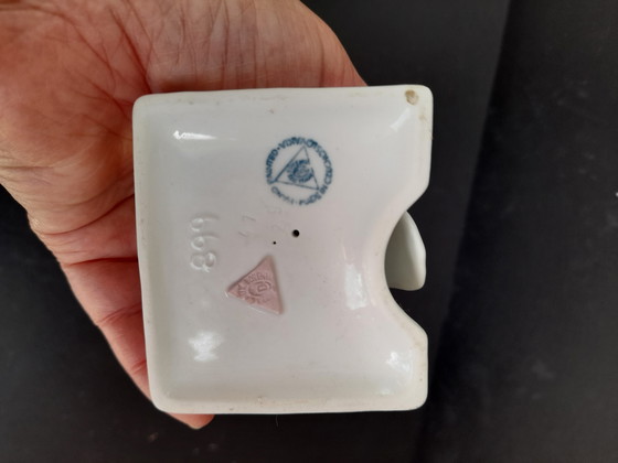 Image 1 of Twee koninklijke porseleinen uilen van biscuitporselein, jaren 1960